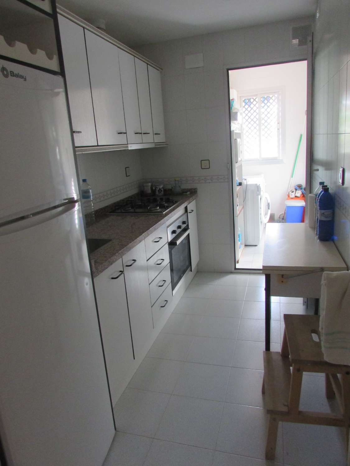 Estupendo apartamento con amplia terraza en venta en Urb Perla de Andalucia