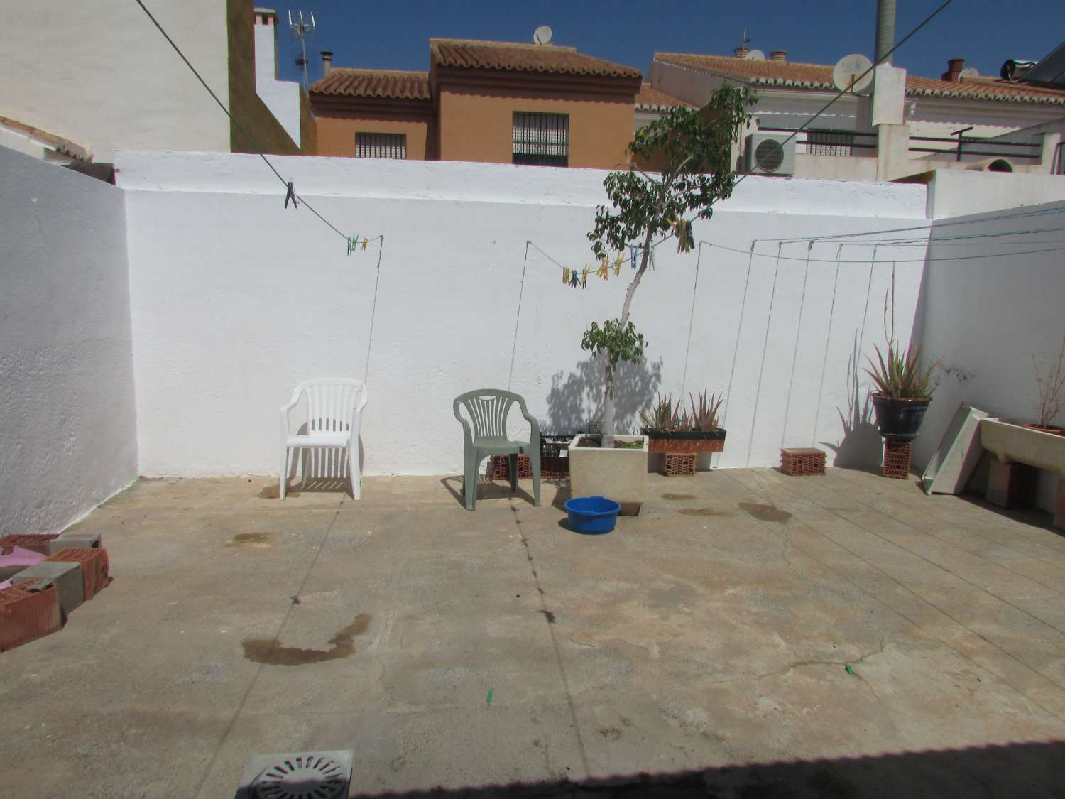 Casa adosada en zona costa a poca distancia de la playa