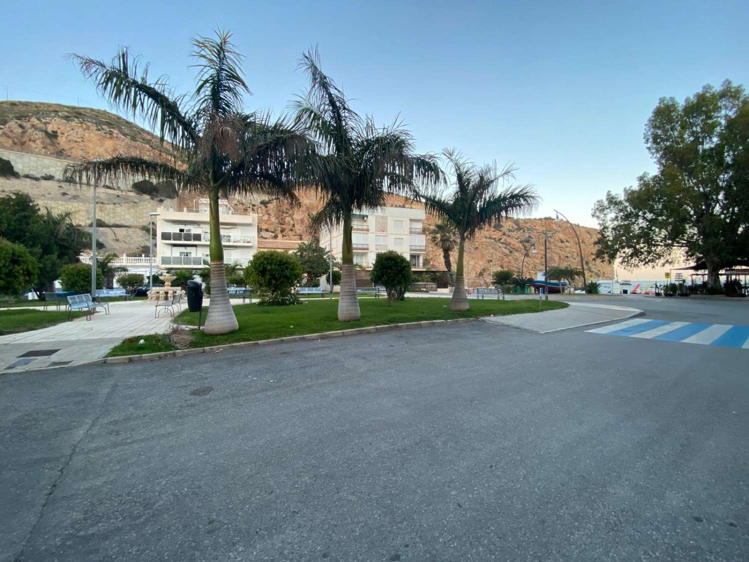 Nice apartment for sale a few meters from the beach