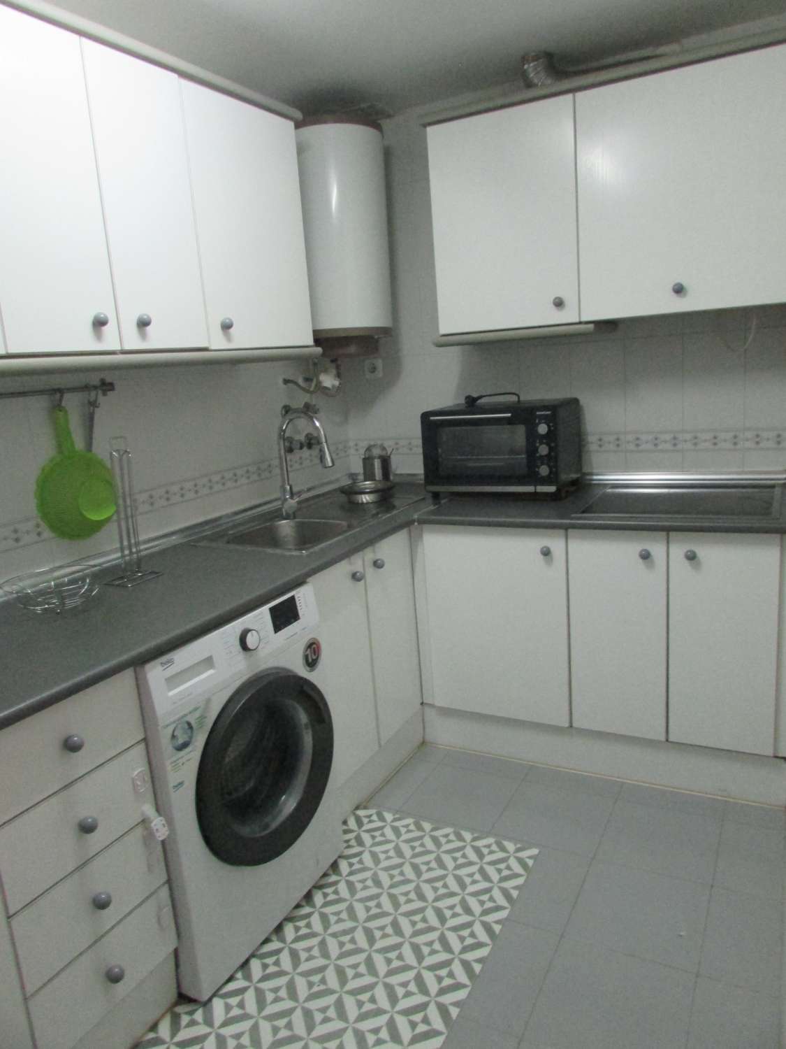 Tolle Wohnung in Calahonda, ganz in Strandnähe.