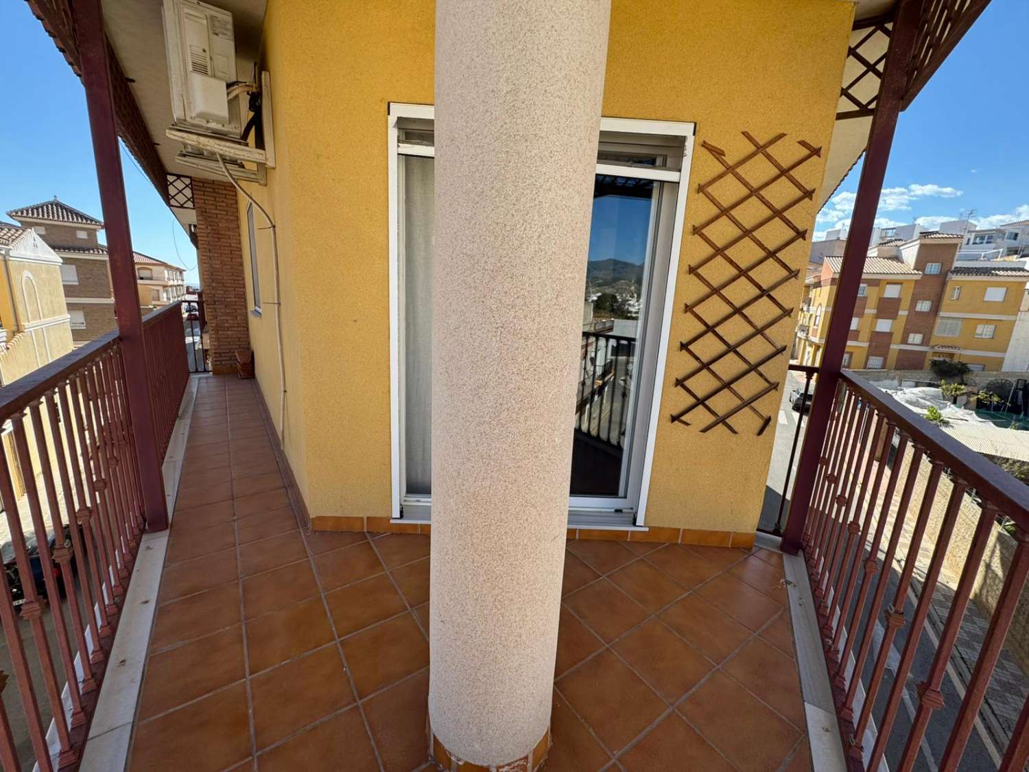 Estupendo piso en venta en Motril