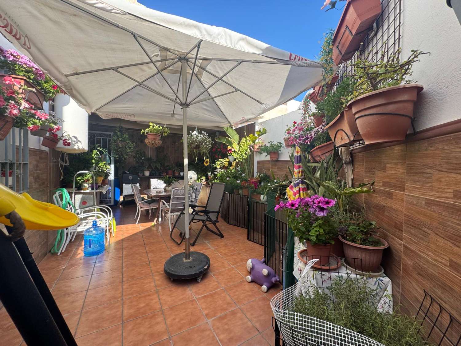 Casa en venta en zona norte de Motril